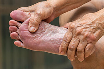Geriatric foot care treatment in the Miami-Dade County, FL: Miami (Hialeah, Opa-locka, Coral Gables, Aventura, Ojus, Westview, Golden Glades, Biscayne Park, Brownsville, Gladeview, Surfside, Bal Harbour, Hialeah Gardens, Medley, Miami Springs, Miami Lakes) areas